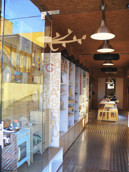 tienda y talleres de manualidades para niños