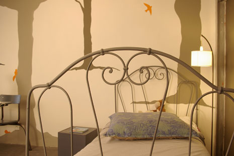 MUEBLES UNICOS Y DECORACION DE PAREDES