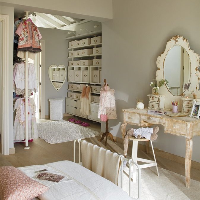 Habitación de niña con tocador. Decoración infantil Decoideas.net
