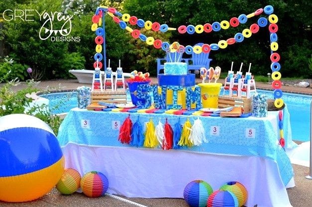 Fiestas infantiles al aire libre: en la piscina